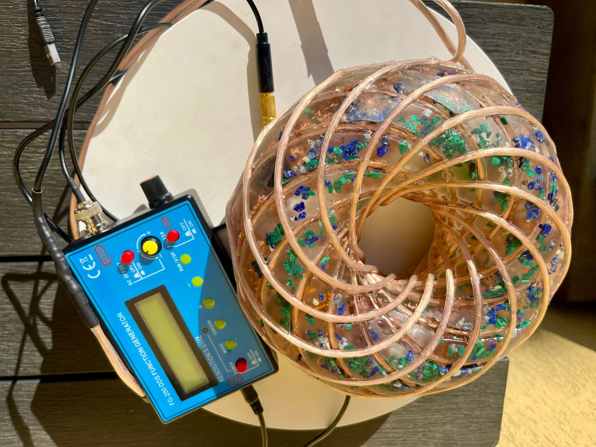 Torus Energetic Activ 20 cm – Generator de Armonie și Lumină Coerentă